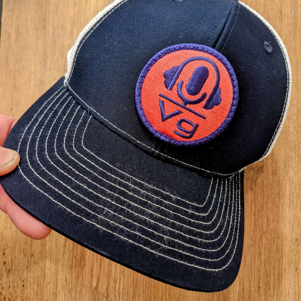 "Vg" logo hat - Trucker Hat style - Mesh Back - Snapback - Richardson brand